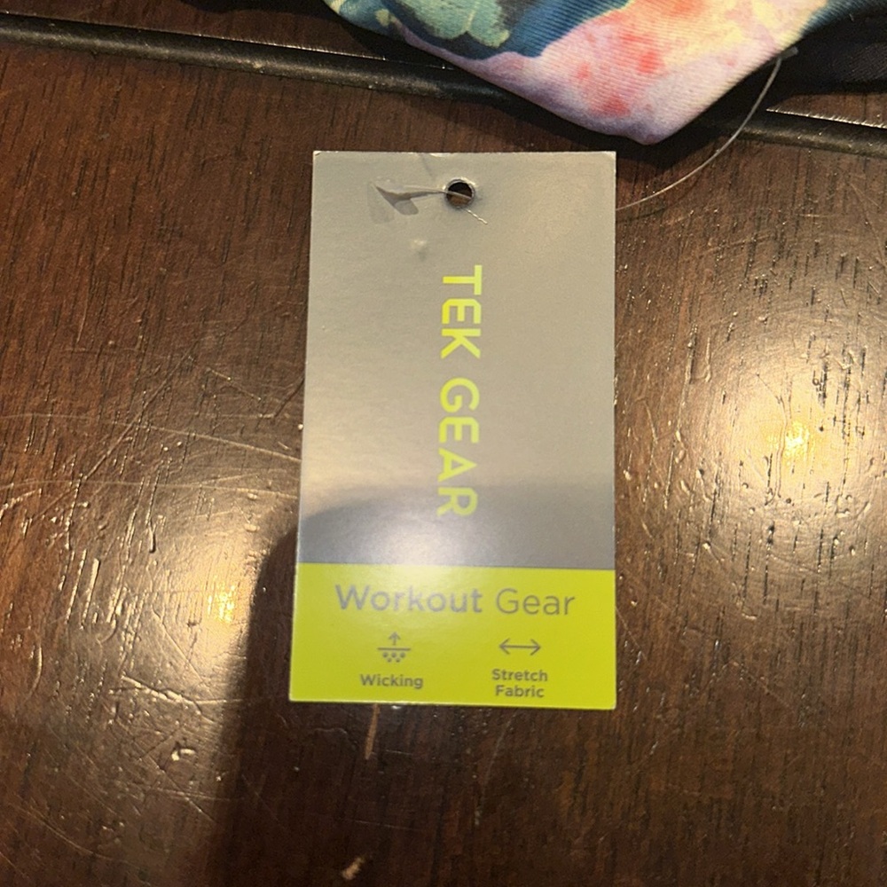 TEK Gear NEW sports bra - Picture 6 of 6